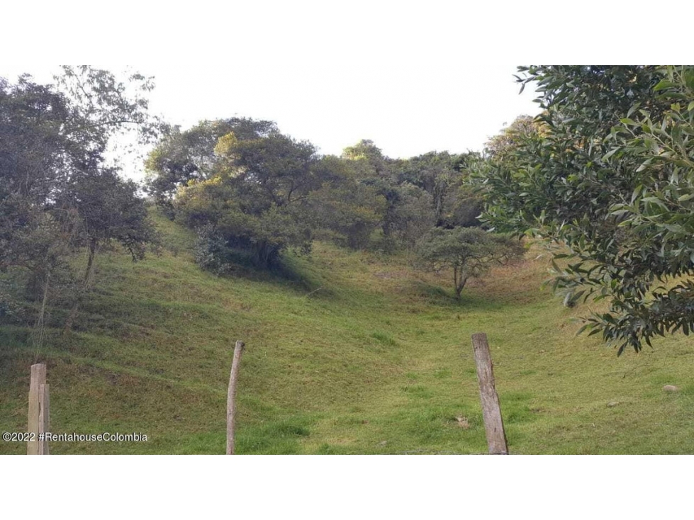 Lote en  Vereda Marquez(La Calera) RAH CO: 24-108