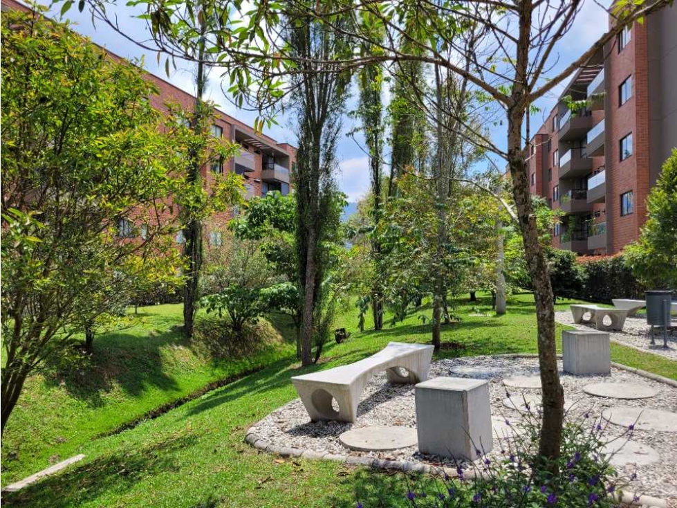Venta de Casa en Unidad Cerrada en la Ceja
