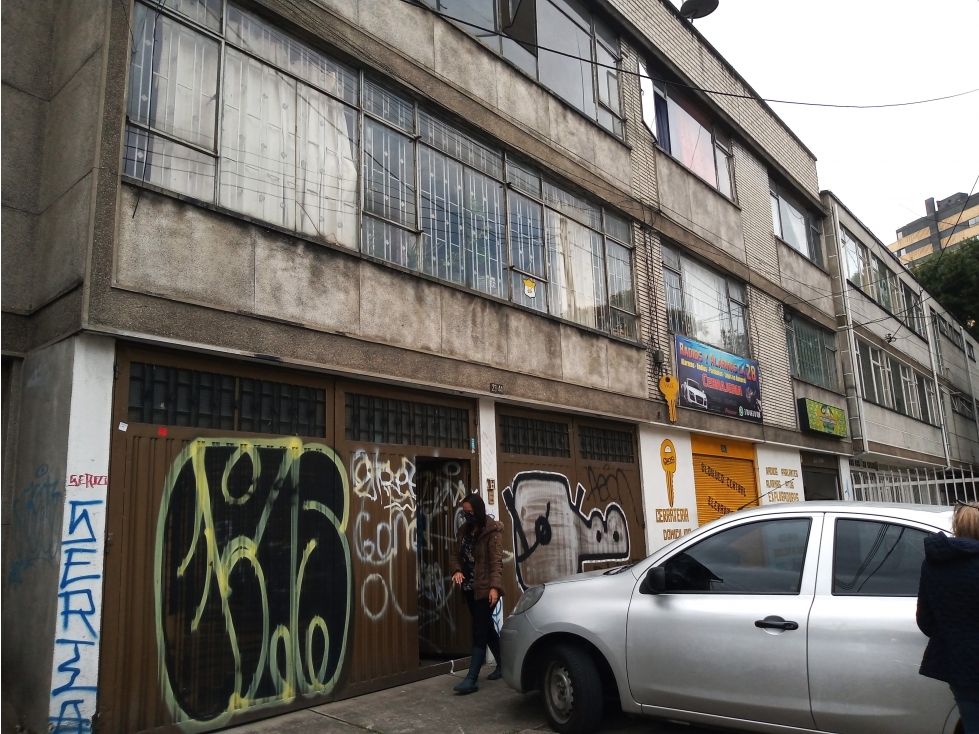 VENTA EDIFICIO LA SOLEDAD 216 M2