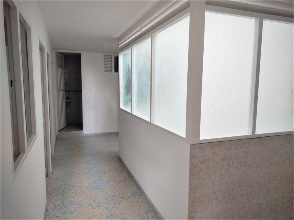 ARRIENDO APARTAMENTO  FAENA ENGATIVA 55M2