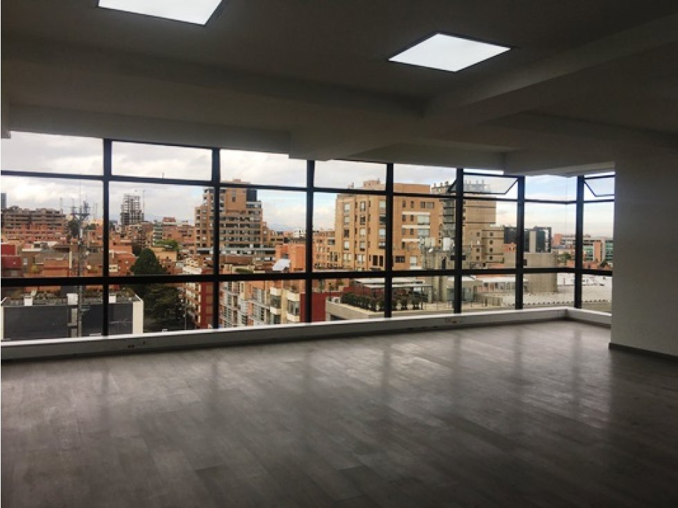 Arriendo Oficina Chicó Sancho
