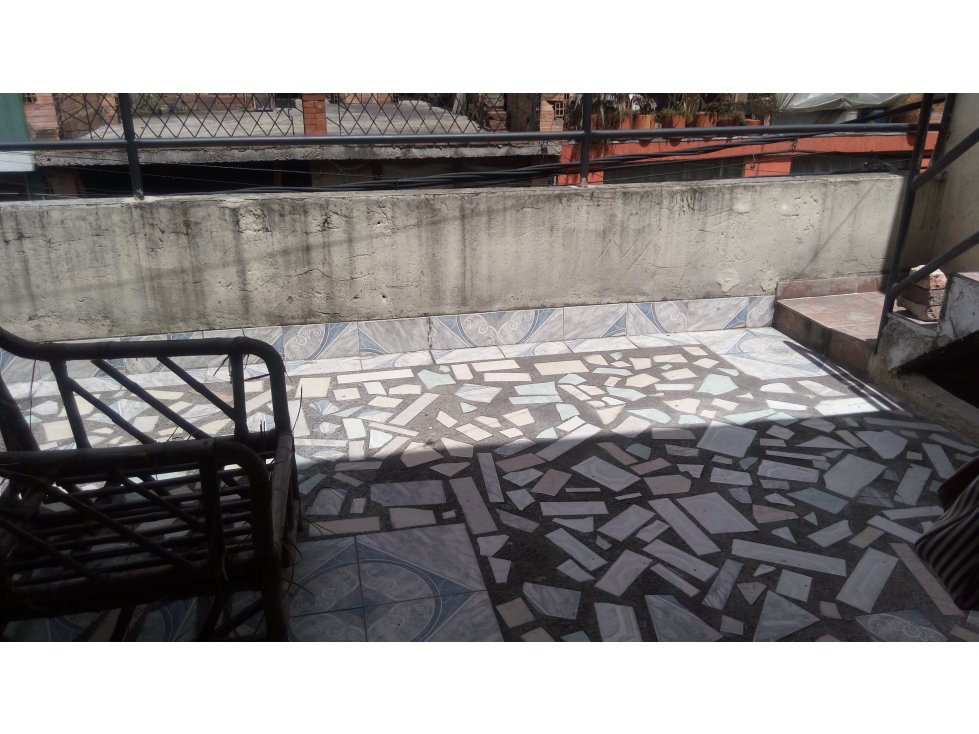 EN VENTA CASA LA RIVIERA RENTABLE