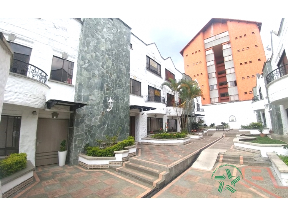 Vendo Casa en Unidad Residencial de Pinares Pereira