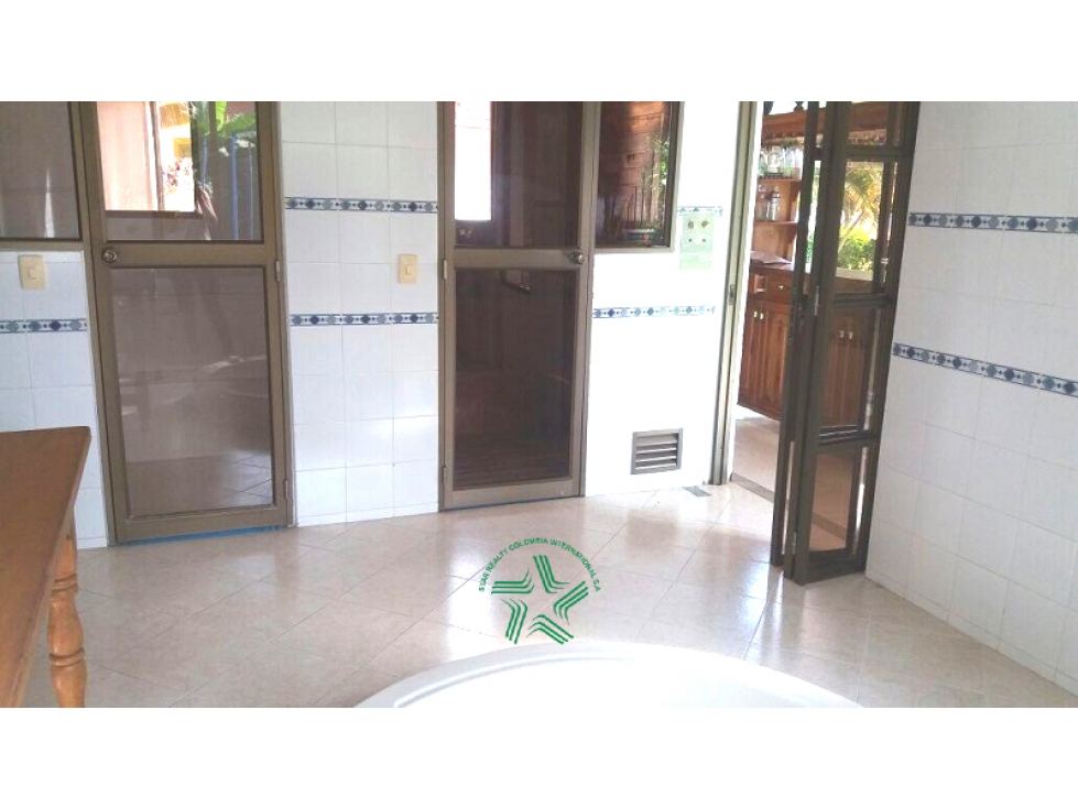 Vendo Casa hermosa en Condominio de la Vereda  el Tigre Pereira