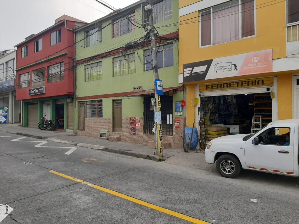 Venta Casa con Rentas, Barrio el Bosque, Manizales