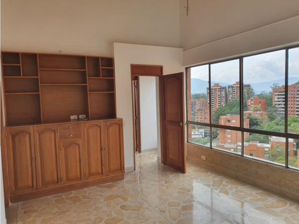 VENDO APARTAMENTO EN EL POBLADO UNIDAD BORINQUEN