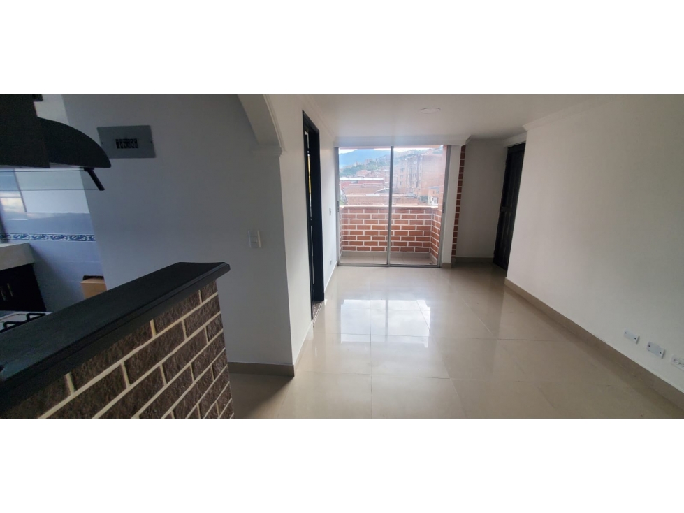 VENTA DE APARTAMENTO EN ROBLEDO DIAMANTE PARTE BAJA