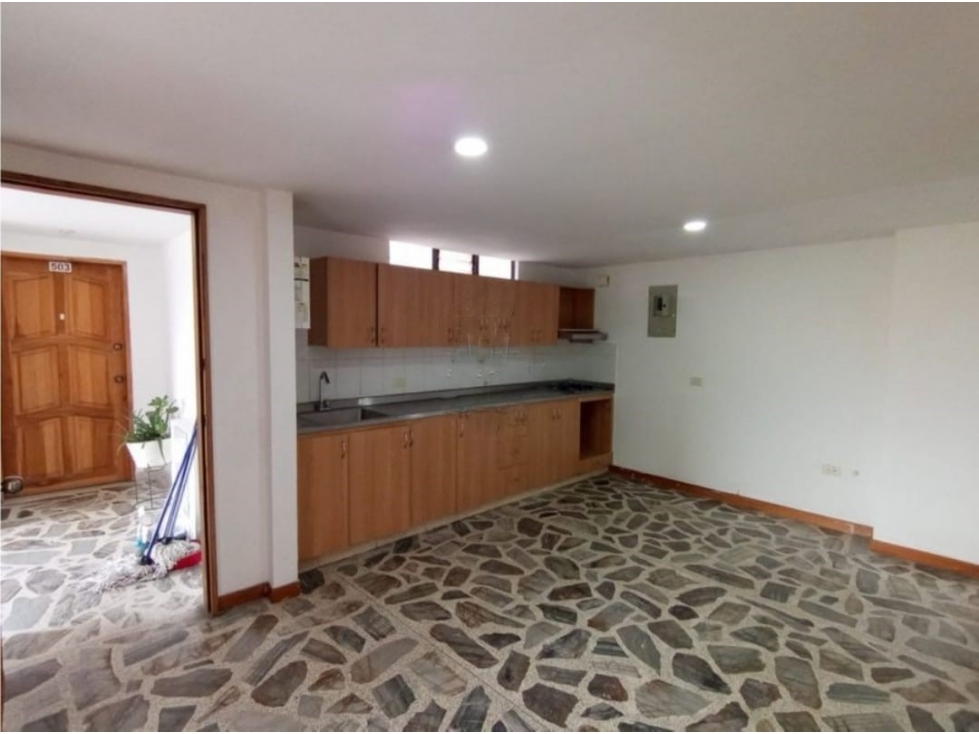 HERMOSO APARTAMENTO EN VENTA FLORESTA - ESTADIO