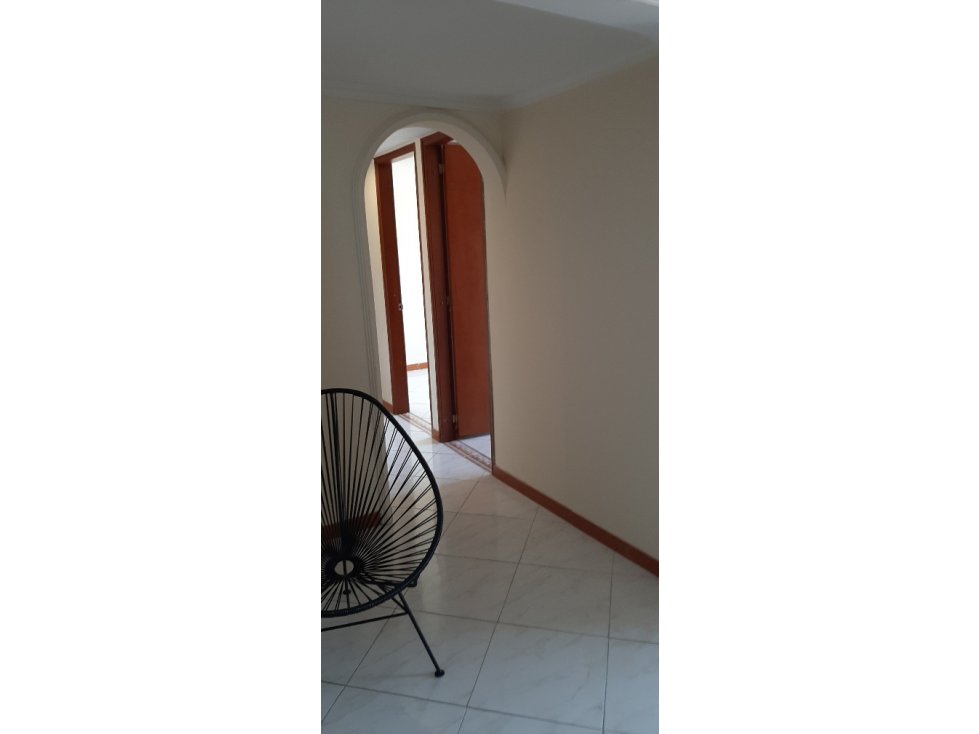 VENDO APARTAMENTO EN UNIDAD DE LOS COLORES