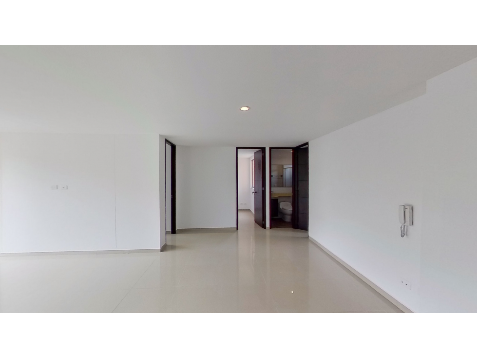 VENDO APARTAMENTO EN BLOQUE RESIDENCIAL BRISAS DEL TRIANON EN ENVIGADO