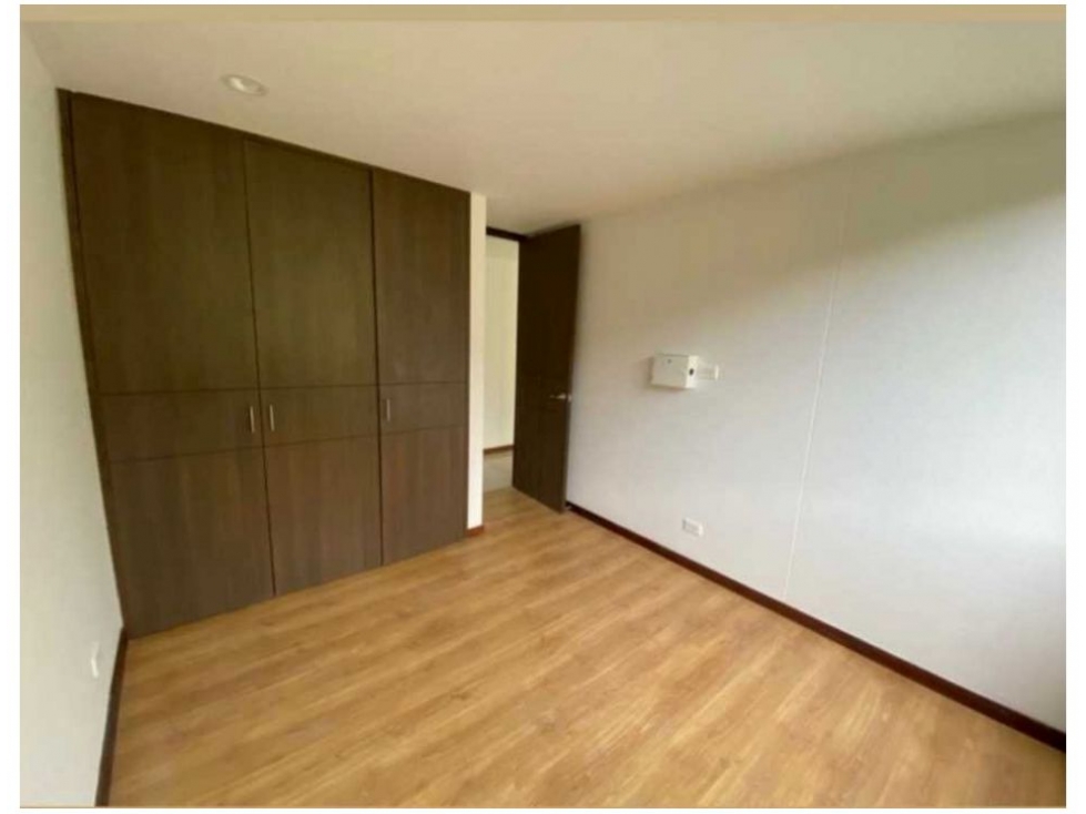 HERMOSO APARTAMENTO EN VENTA EN LA CALERA EL POBLADO
