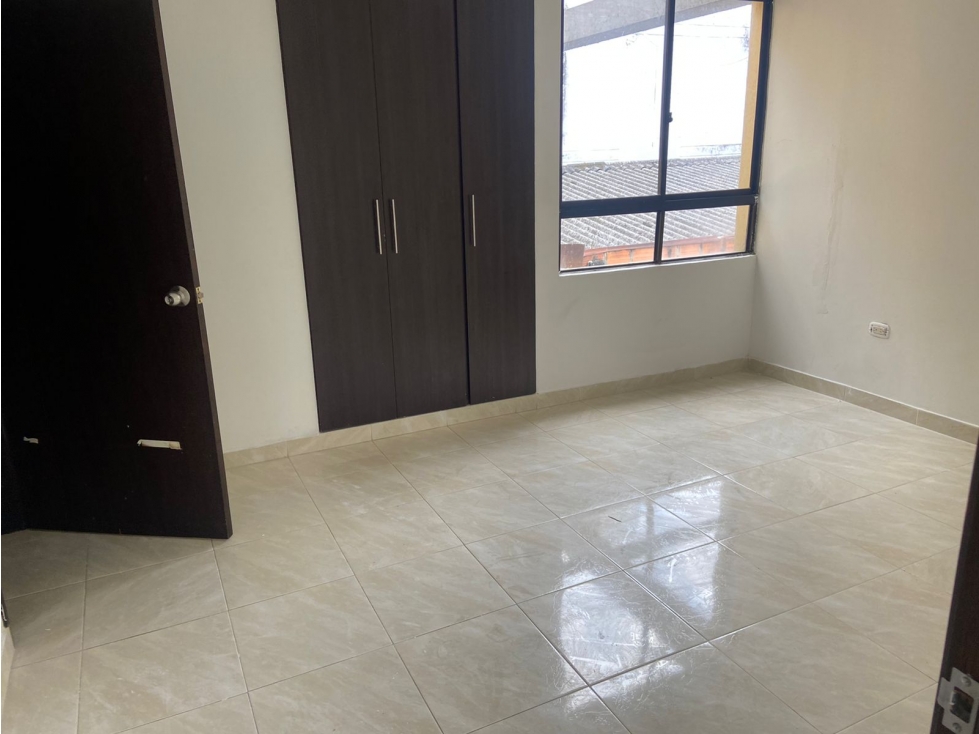 SE RENTA APARTAMENTO EN EL CENTRO