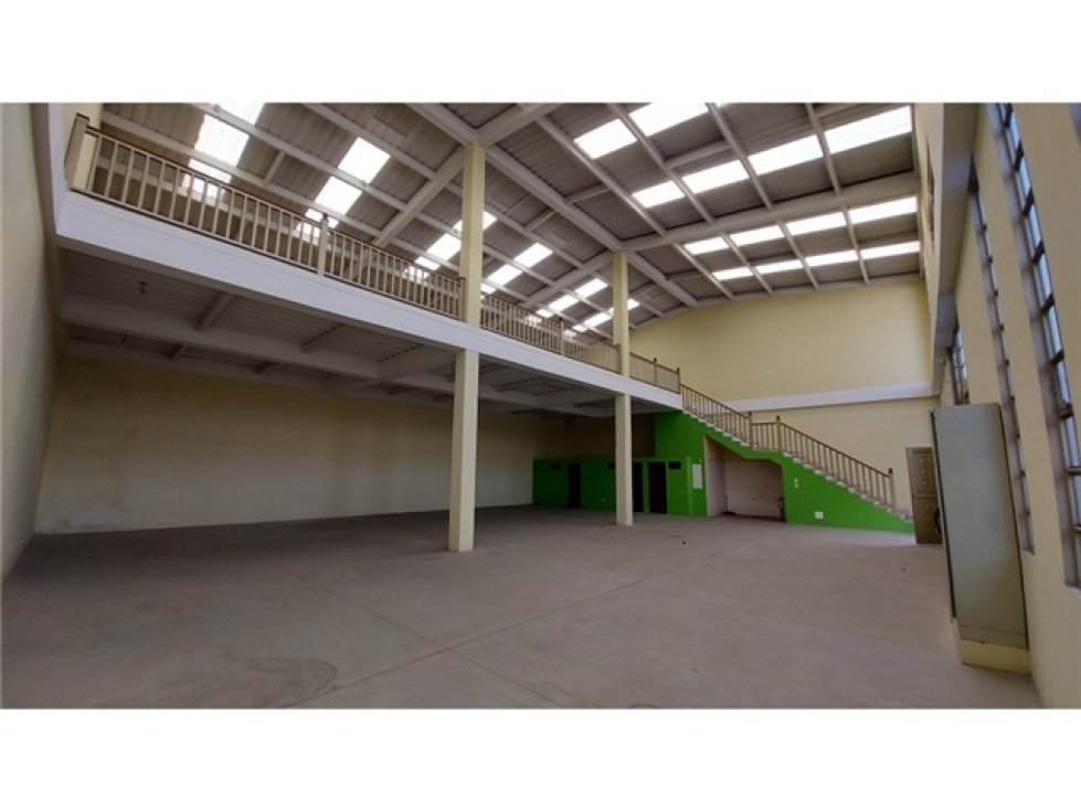 BODEGA EN MOSQUERA 750 M2 CON 80 KVA