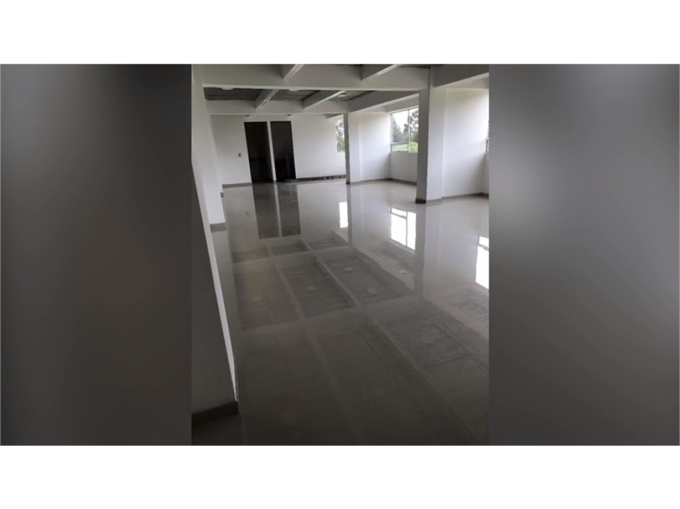 BODEGA EN FUNZA 1000 M2
