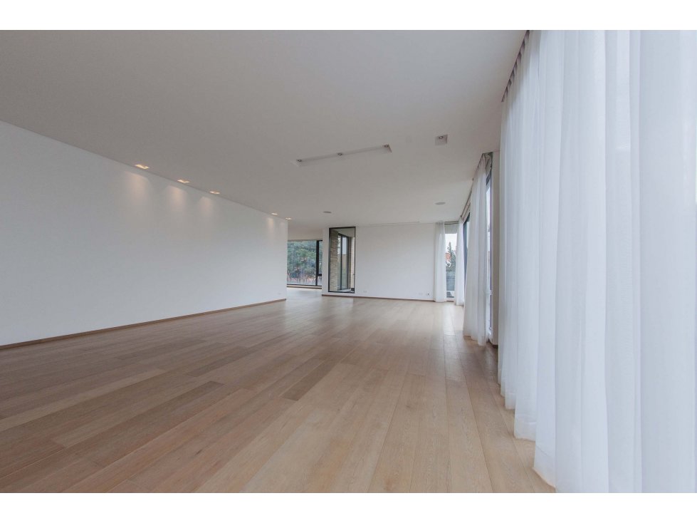 VENDO APTO CHICO 362 M2  + terraza $5.300 MM