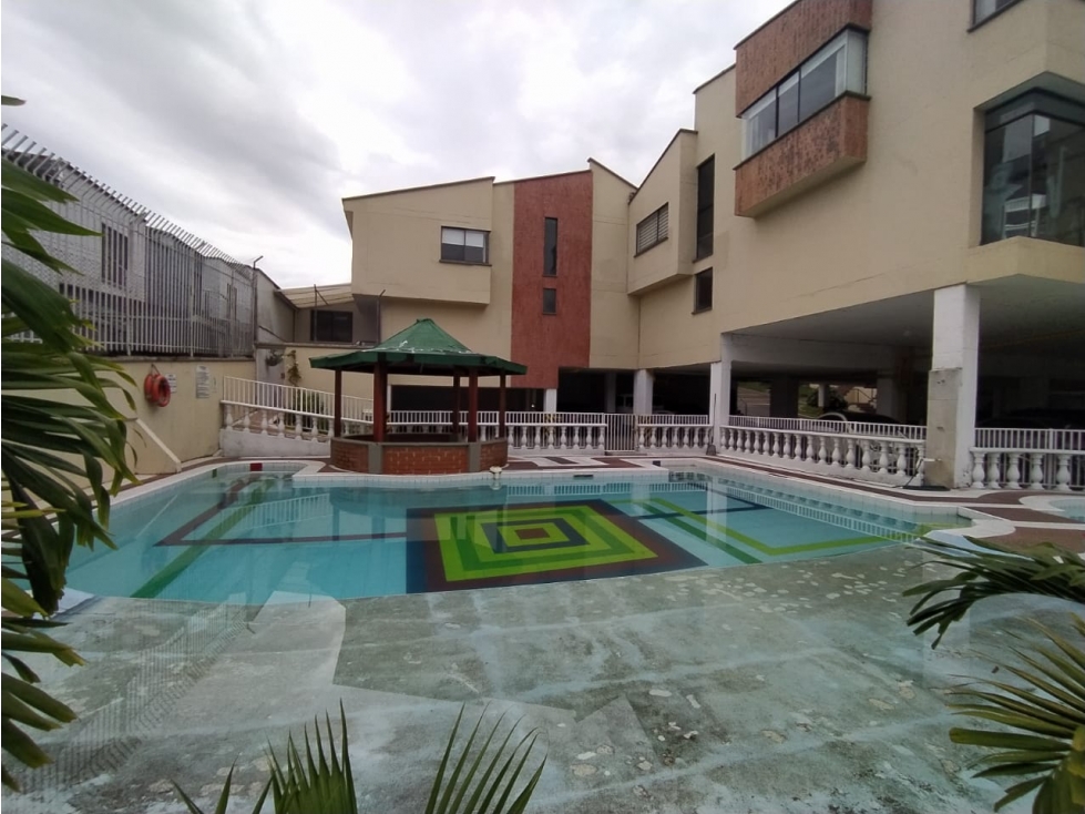 Venta Hermosa Casa Av. 30 De Agosto - Pereira