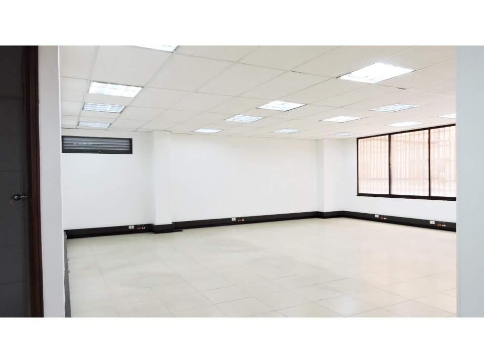 EDIFICIO DE OFICINAS EN VENTA Y ARRIENDO