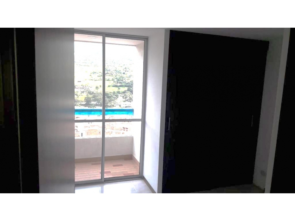 VENDO  APARTAMENTO  EN  COPACABANA  -  FATIMA