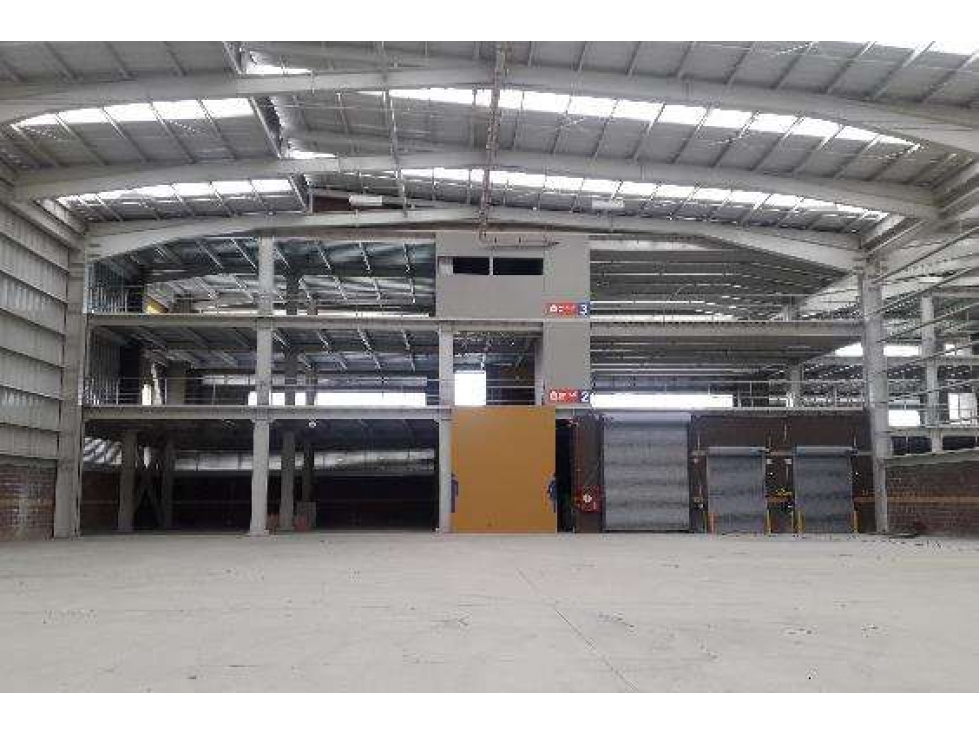 BODEGA EN ARRIENDO EN MOSQUERA 4.754 M2