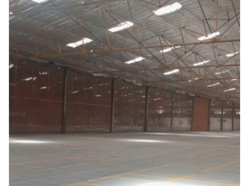 BODEGA ENARRIENDO EN BOGOTA-Montevideo 4.655 m2