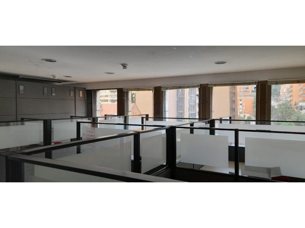 OFICINA EN VENTA Y ARRIENDO AMOBLADA EN BOGOTA-Chapinero 2.402 m2