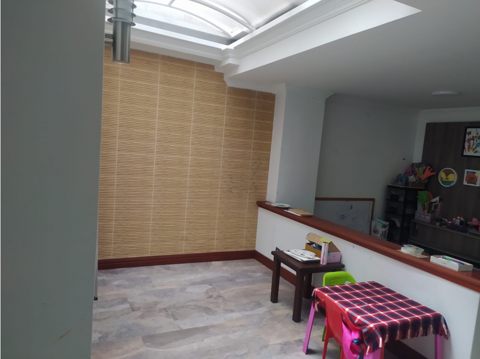 Se vente hermoso apartamento, en Belén Fátima