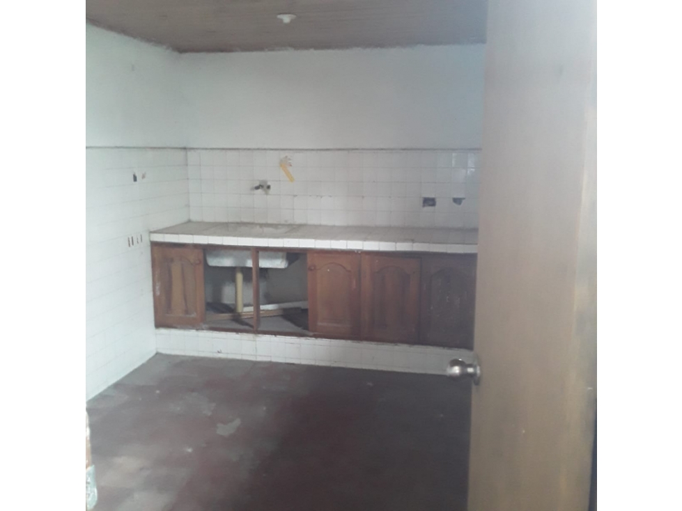 Apartamento Con Local De 265 m2 En El Centro Monteria-Cordoba