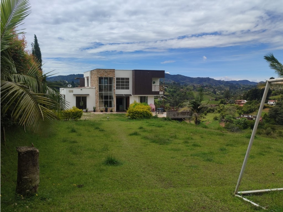 hermosa finca en venta Marinilla, sector el chagualo