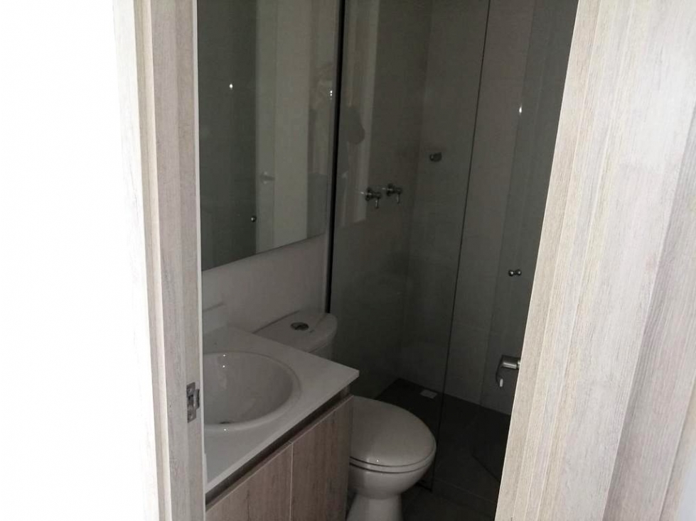 VENDO APARTAMENTO EN EL RETIRO