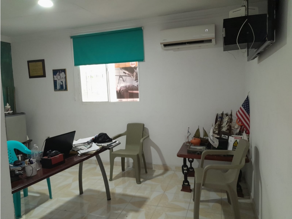 OFICINA EN ARRIENDO SAN ISIDRO - CARTAGENA