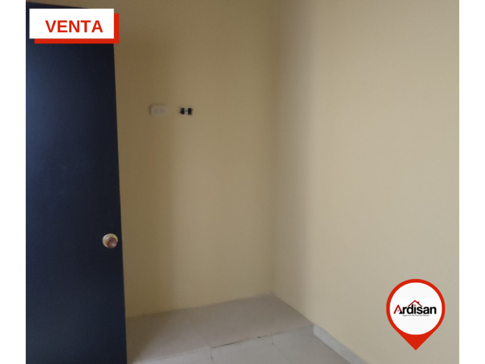 LINDO APARTAMENTO TRADICIONAL EN 2DO PISO + TERRAZA.