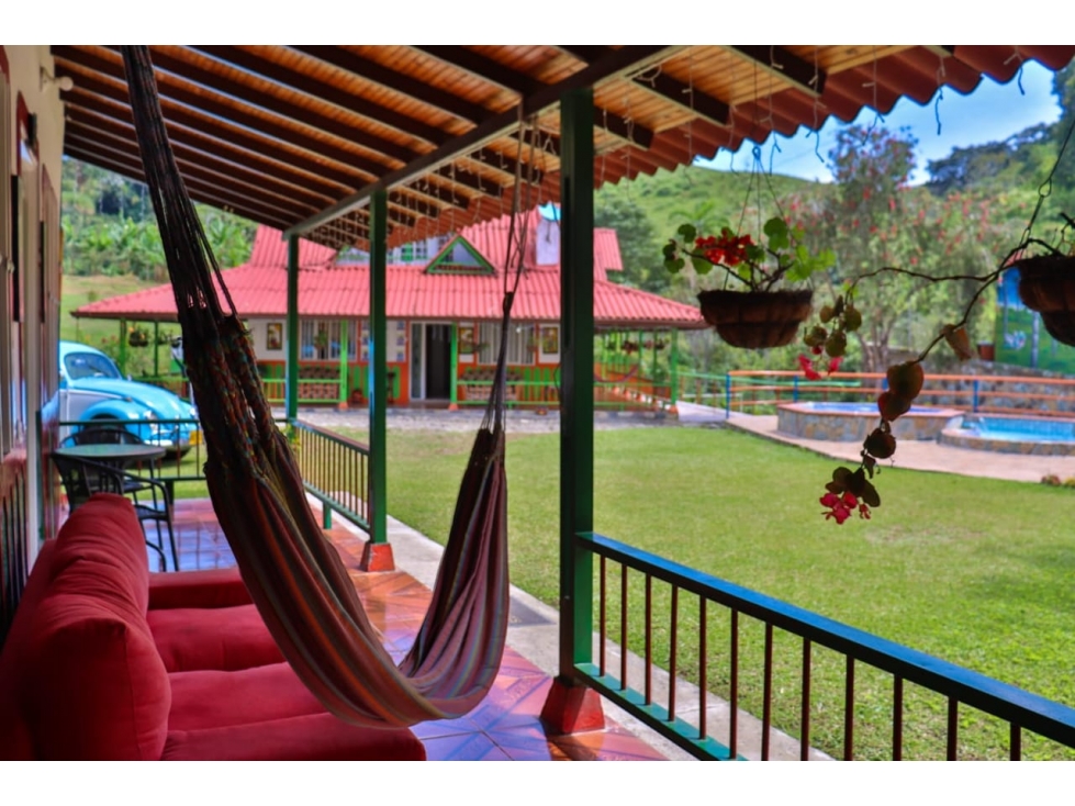 VENTA HERMOSO ECO- HOTEL  ARMENIA- SALENTO Q