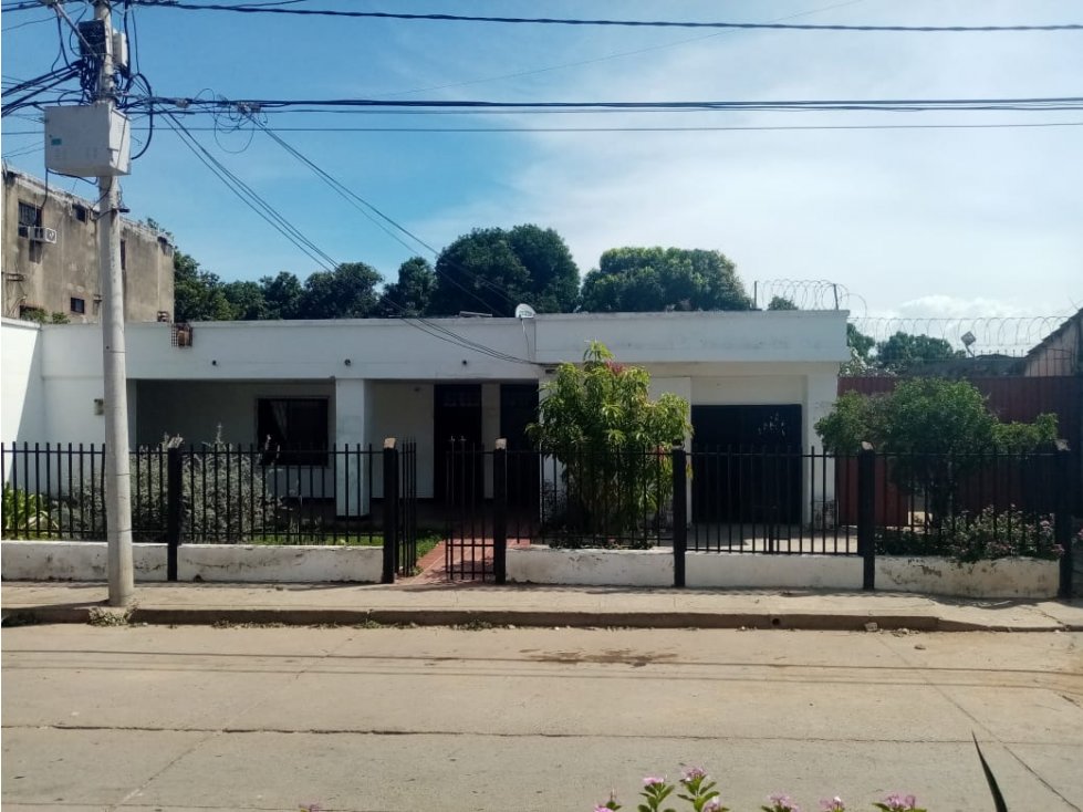 VENDO CASA COMERCIAL BARRIO LA GARITA