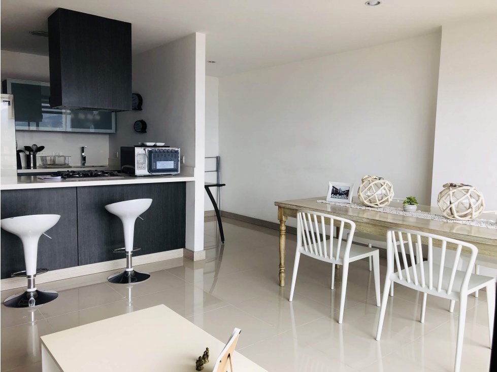 Apartamento Amoblado En Alquiler Poblado, Medellín