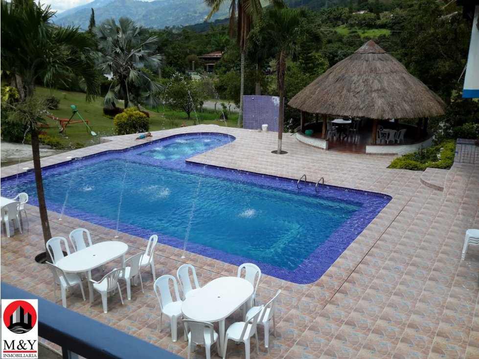 Finca de Recreo en Barbosa Antioquia por día de sol o fin de semana