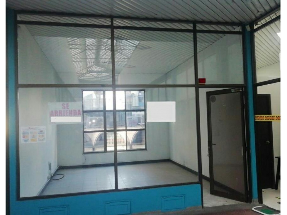 Arriendo Local C.C Pasarela