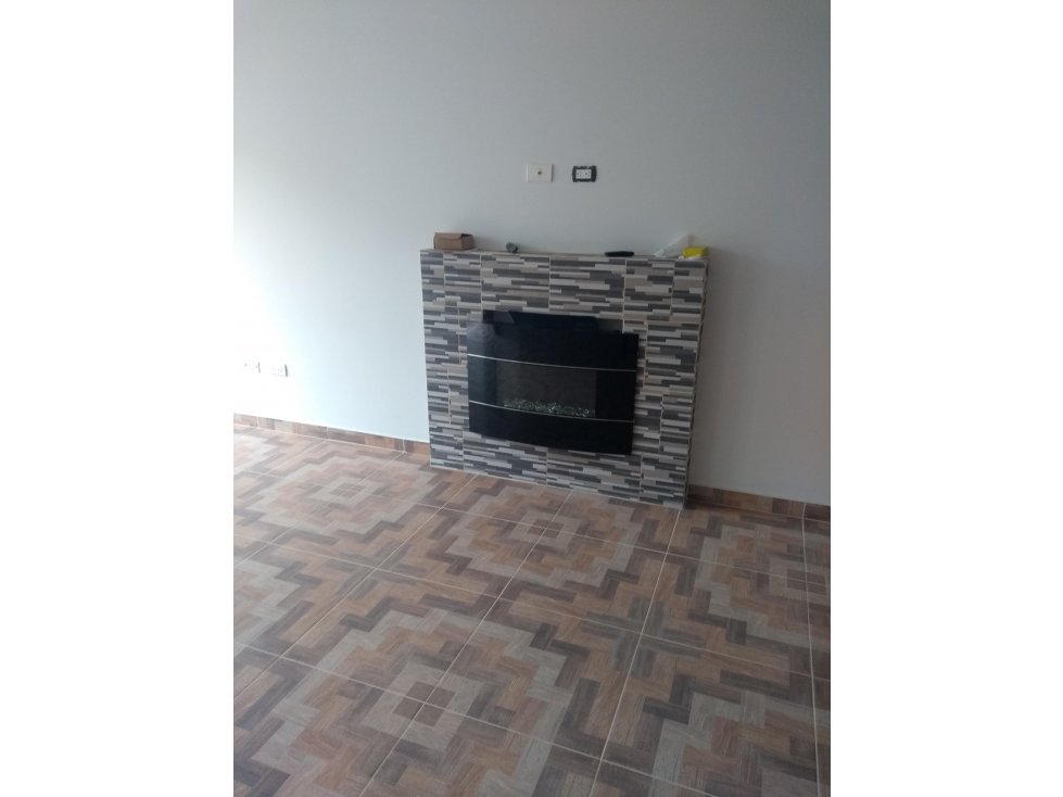 Vendo casa en unidad cerrada Marinilla $450'