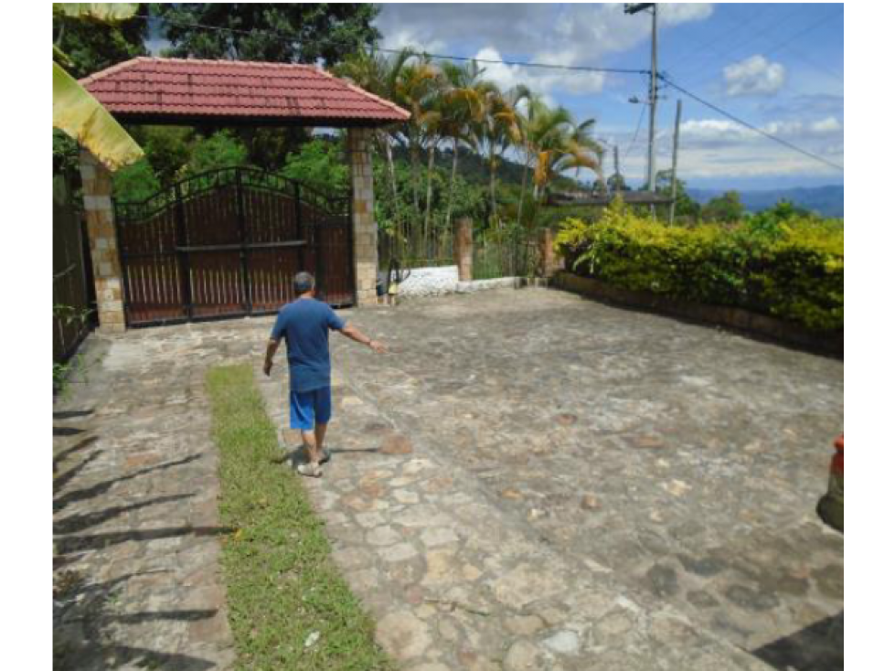 EXCELENTE FINCA DE RECREACIÓN EN VEREDA SANTA INES - EL COLEGIO CUND