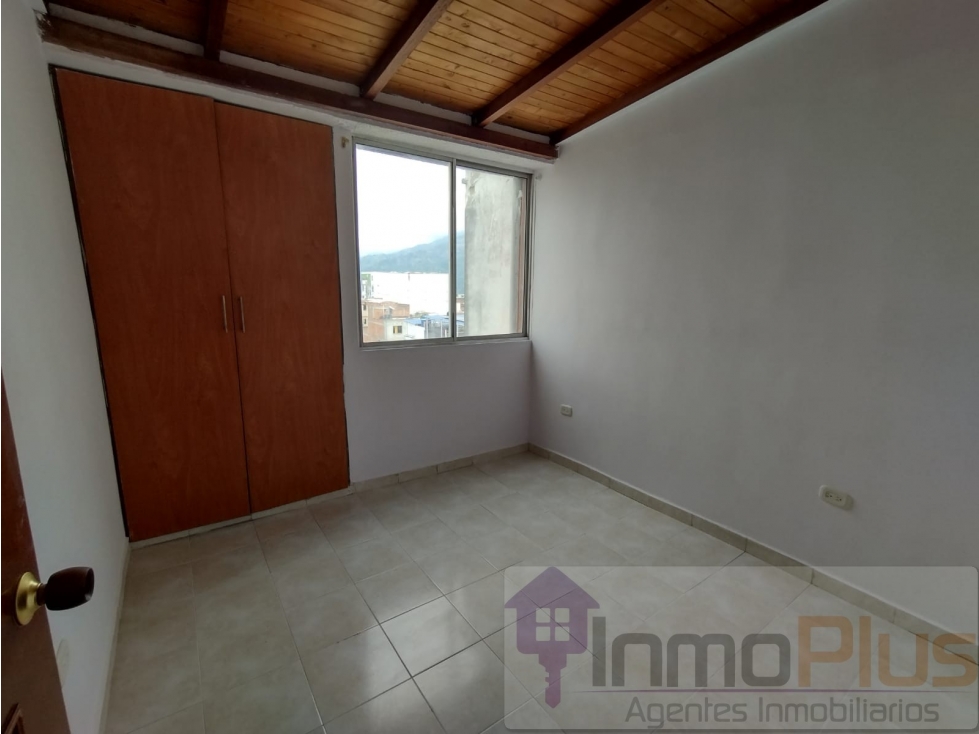 VENDO APARTAMENTO EN EL EDIFICIO LG BARRIO COMUNEROS