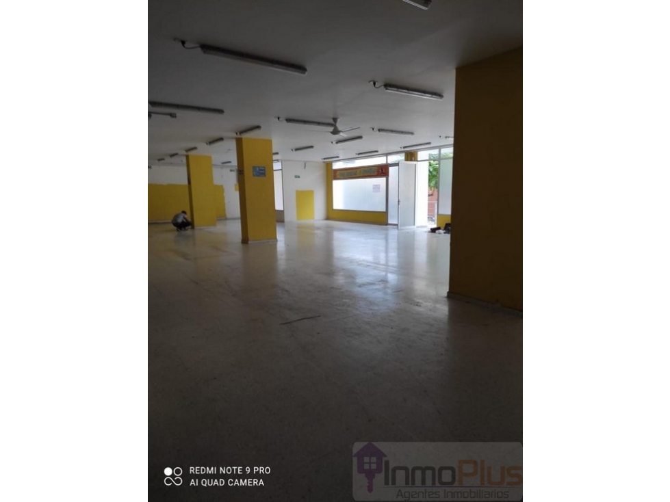 ARRIENDO LOCAL EN EL EDIFICIO QUANTUM EN FLORIDABLANCA