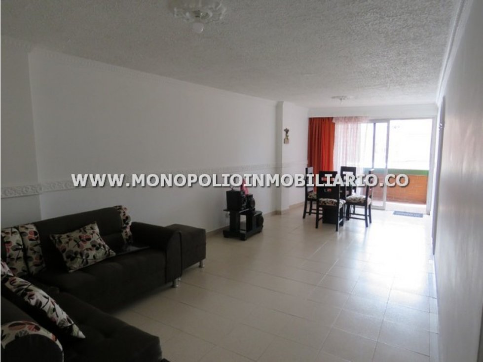 AMPLIO APARTAMENTO VENTA LA AMERICA COD: 16783