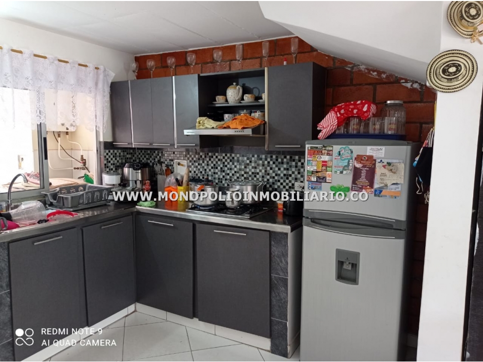 CASA EN VENTA - SECTOR VILLA MARIA, CARMEN DE VIBORAL COD: 22891