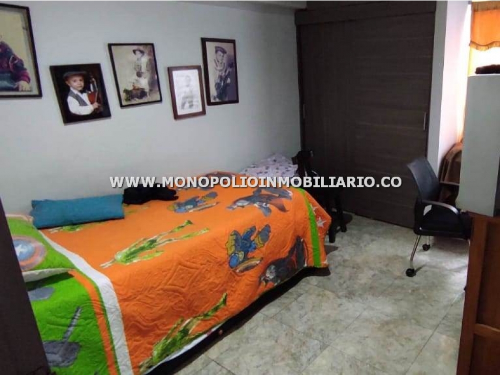 APARTAMENTO EN VENTA - SECTOR VILLA FLORA, ROBLEDO COD: 23859