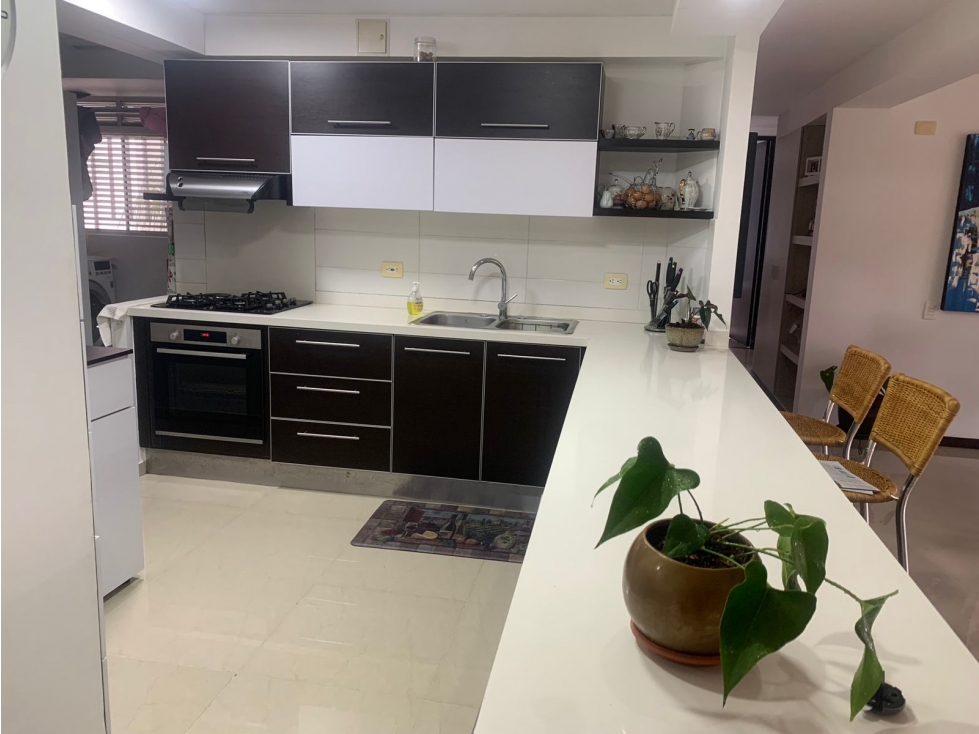 Hermoso apartamento en Ciudad Jardin en Piso 1