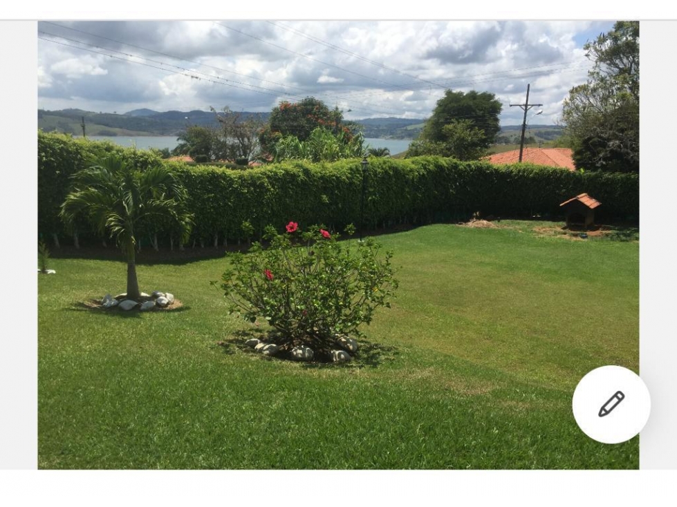 SE VENDE CASA CAMPESTRE EN EL CALIMA DARIEN CON VISTA AL LAGO