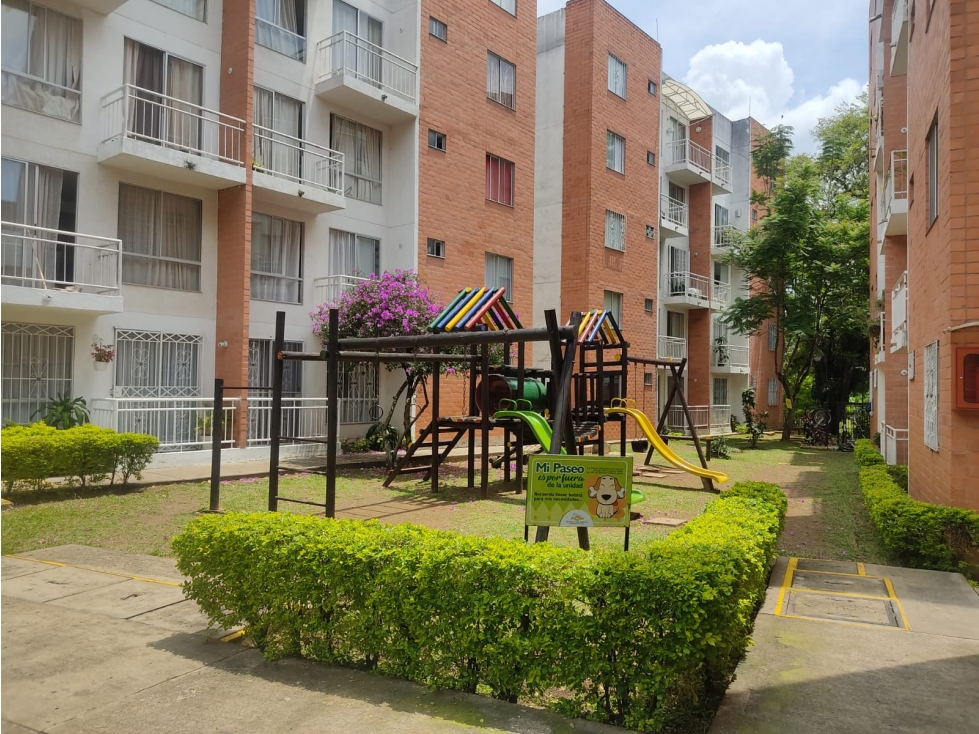 SE VENDE APARTAMENTO EN EL REFUGIO PISO 5 SIN ASCENSOR