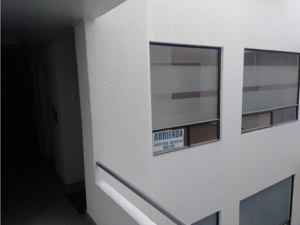 VENDO ARRIENDO OFICINA 13 MTS, PASADENA