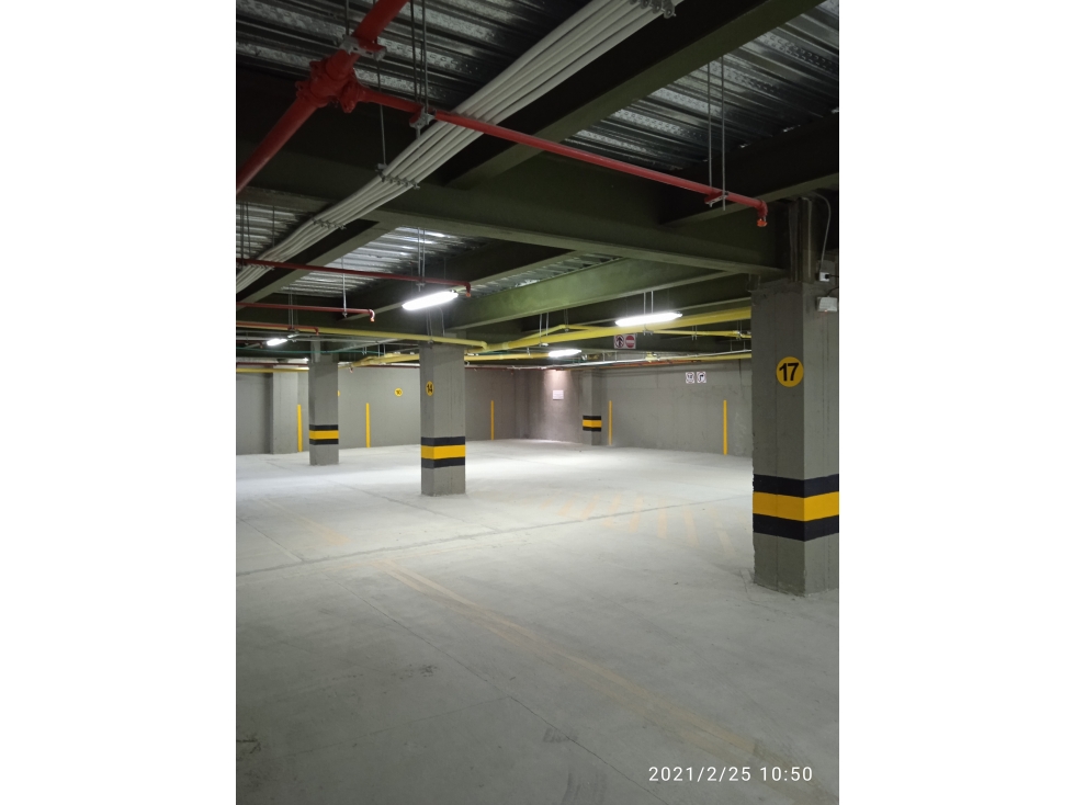 local 64,49m2