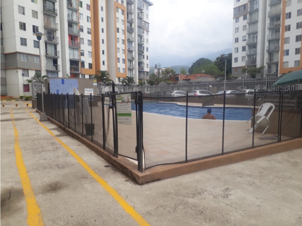 VENDO HERMOSO APARTAMENTO EN BOSQUES DE FONDERELLA IBAGUE. EA