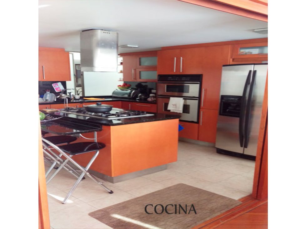 SE VENDE APARTAMENTO DUPLEX EN SANTA PAULA.A